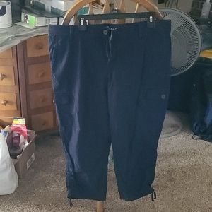 Eddie Bauer capris